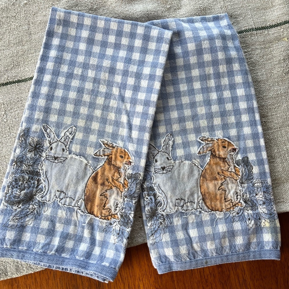 Blue Checkered Tea Towels with Rabbit Design​